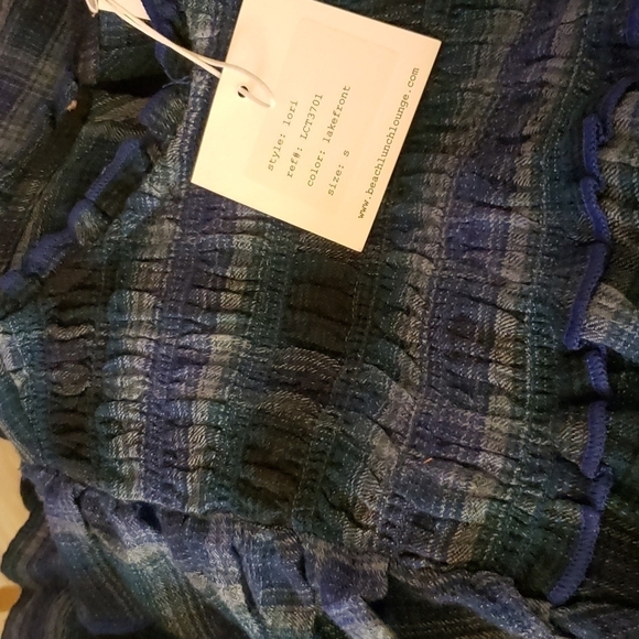 Beach lunch lounge Lori check flutter sleeve top. Women's Small. - Picture 2 of 8